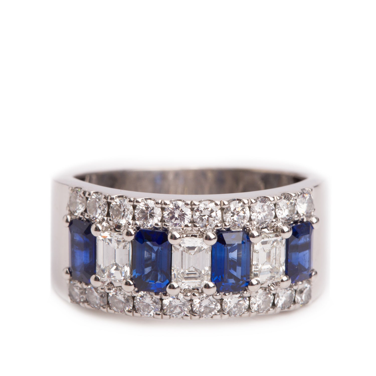 18k White Gold Blue Sapphire & Diamond Ring, Size 8.75