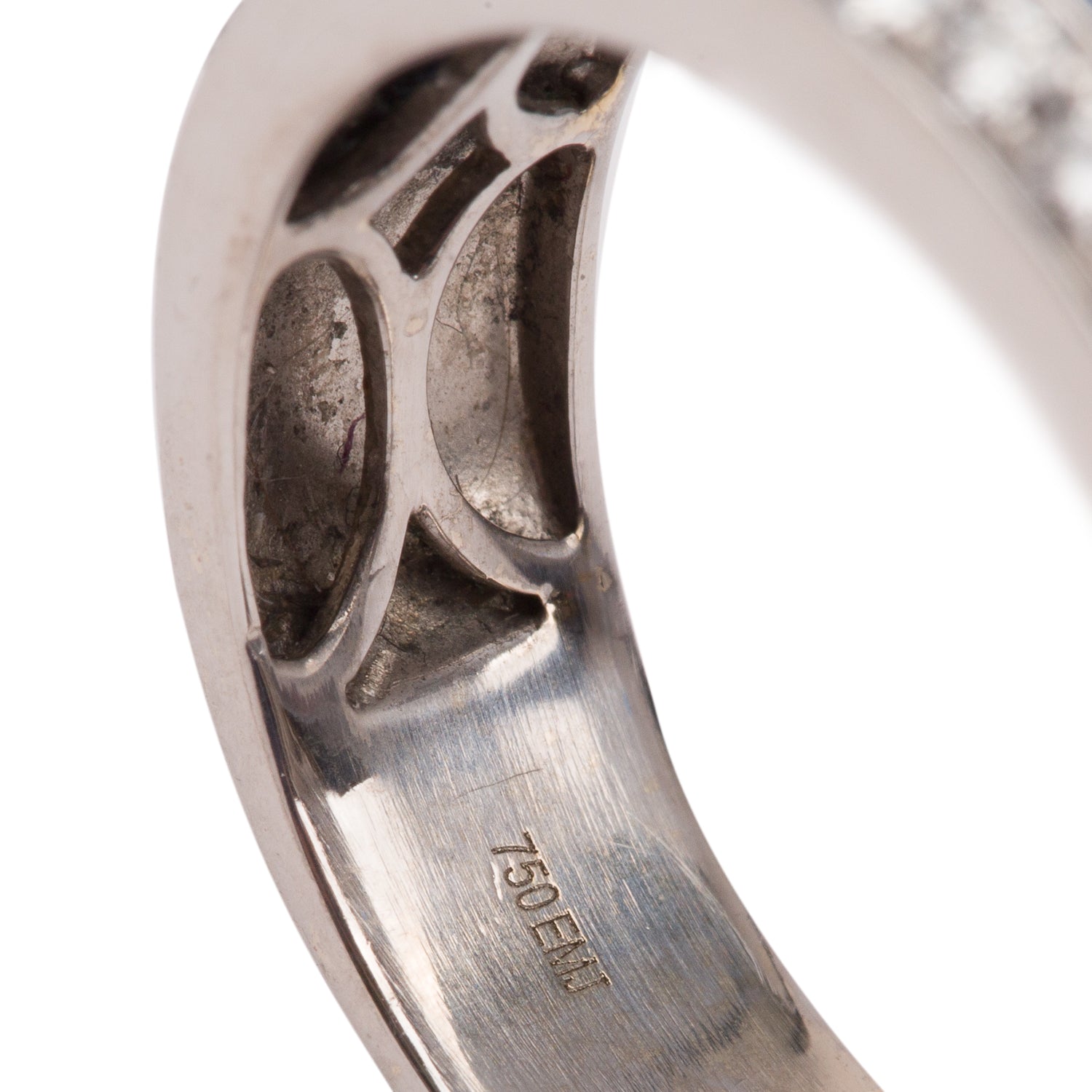 18k White Gold Blue Sapphire & Diamond Ring, Size 8.25