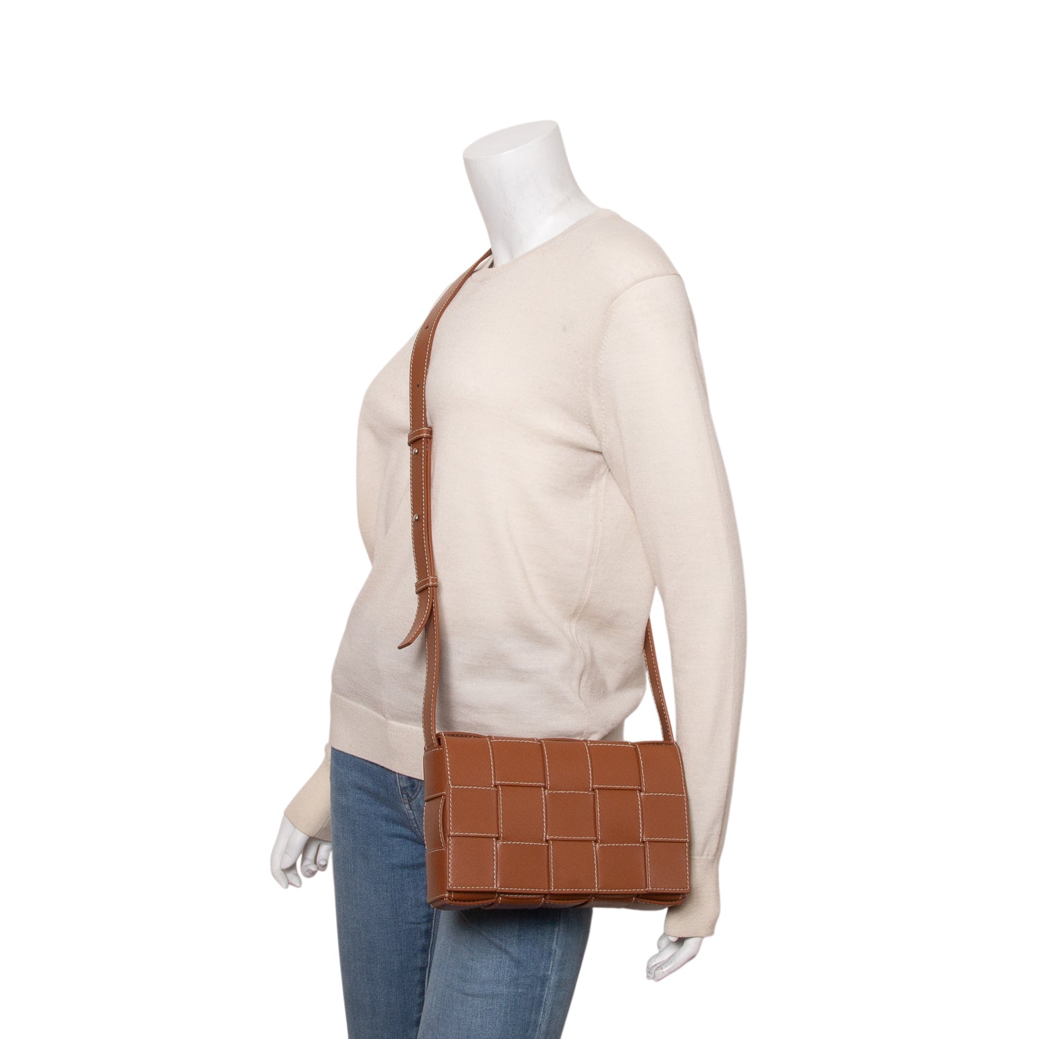 Bottega Veneta Brown Lambskin Maxi Intrecciato Small Cassette Crossbody Bag