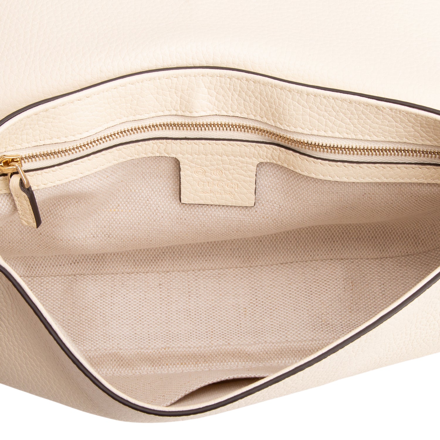 Gucci Cream Pebbled Calfksin Medium Soho Chain Crossbody Bag