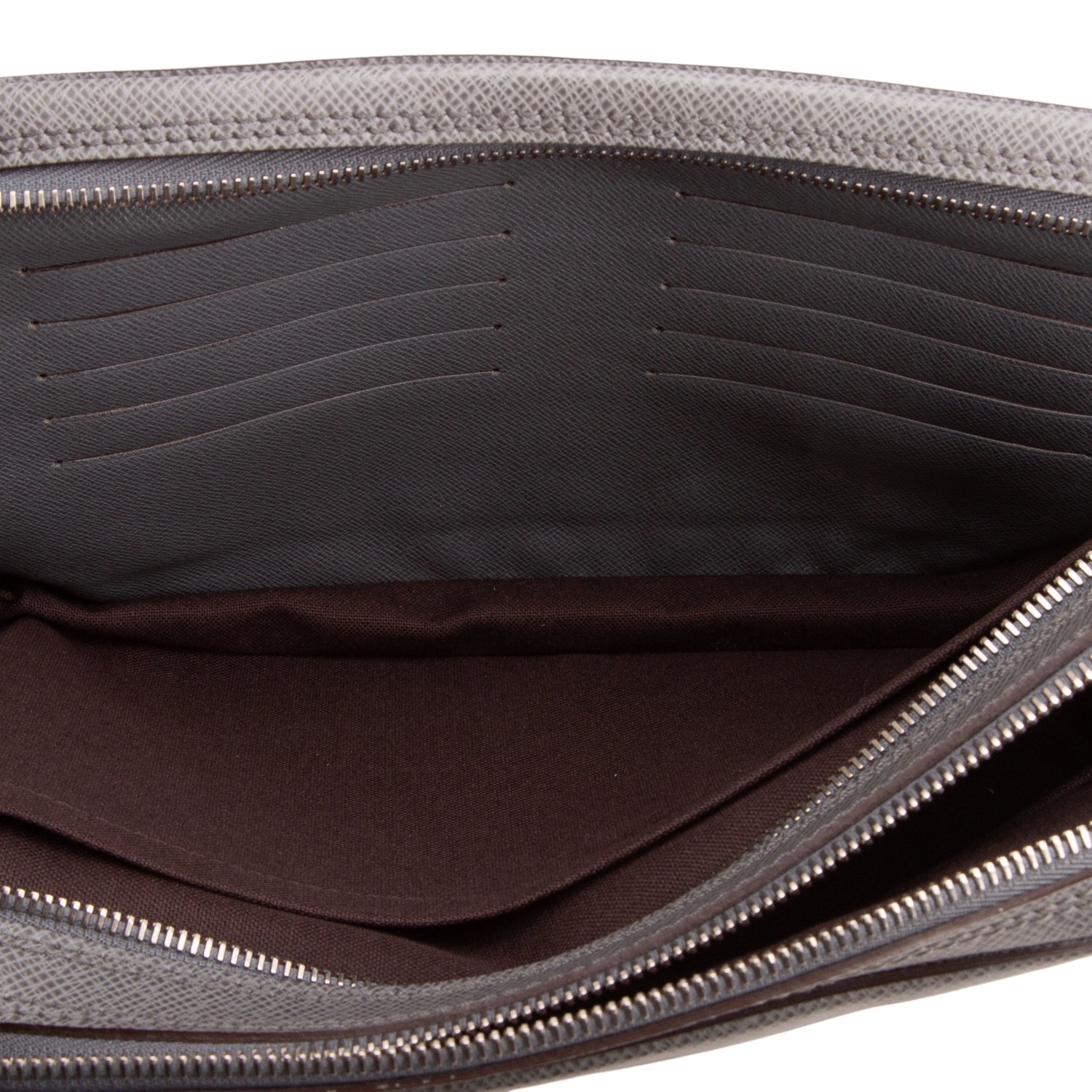 Louis Vuitton Grey Taiga Leather Neo Pavel