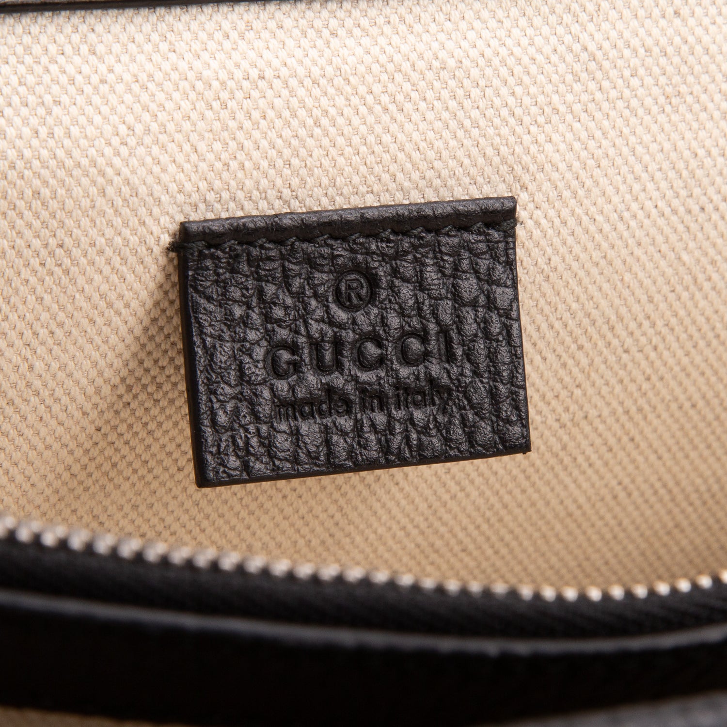 Gucci Black Pebbled Calfskin Dionysus Medium Shoulder Bag