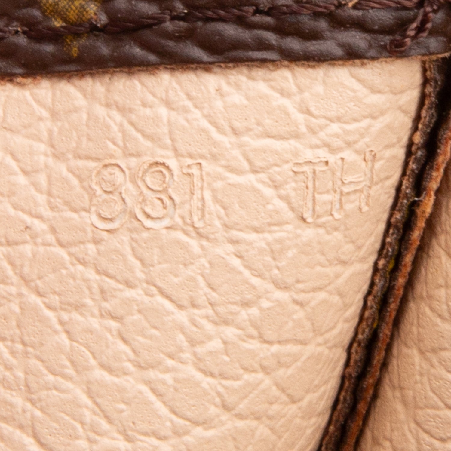 Louis Vuitton Vintage Monogram Poche Toilette GM