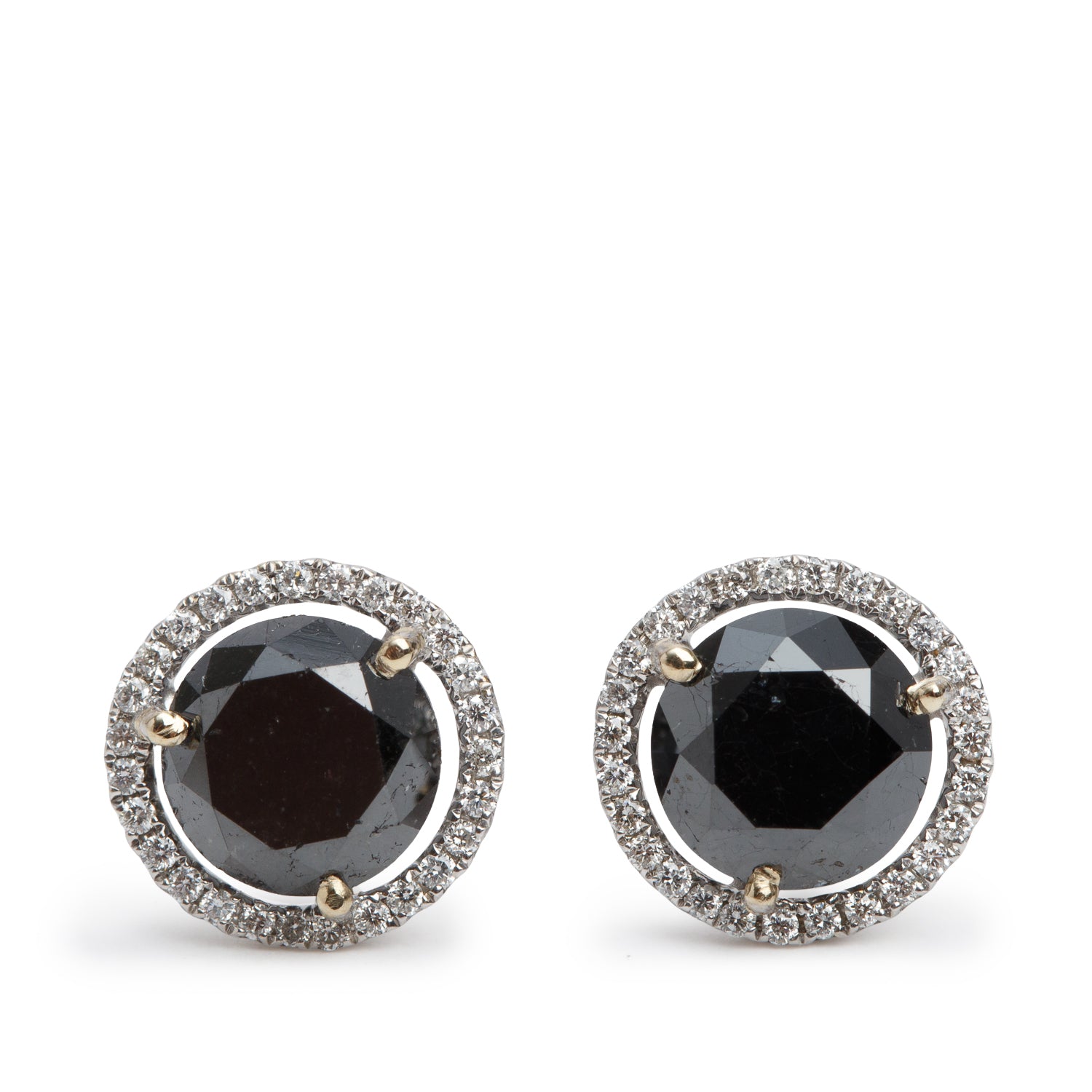 18k White Gold  Black & White Diamond Stud Earrings