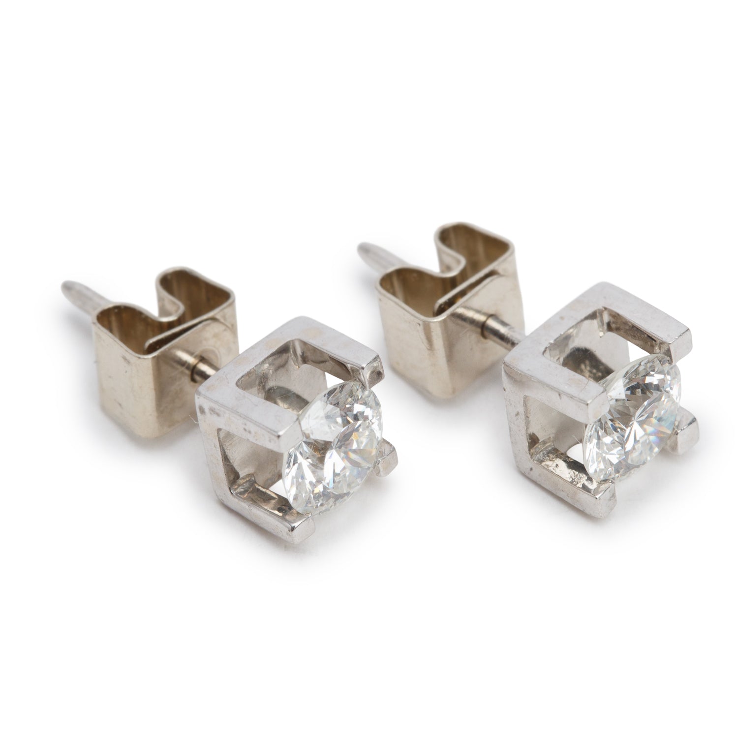 14k White Gold 1.01 tcw. Diamond Stud Earrings
