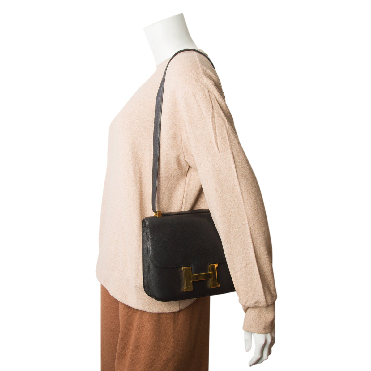 Hermes Vintage Noir Mysore Leather Constance 24