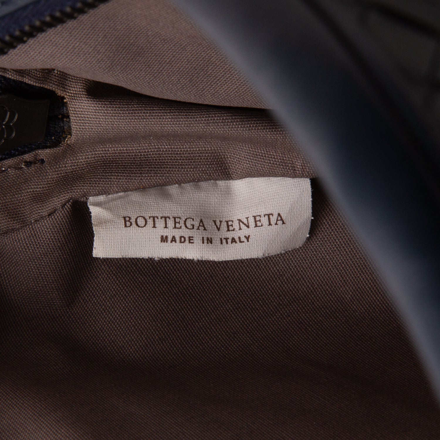 Bottega Veneta Navy Calfskin Intrecciato Belt Bag