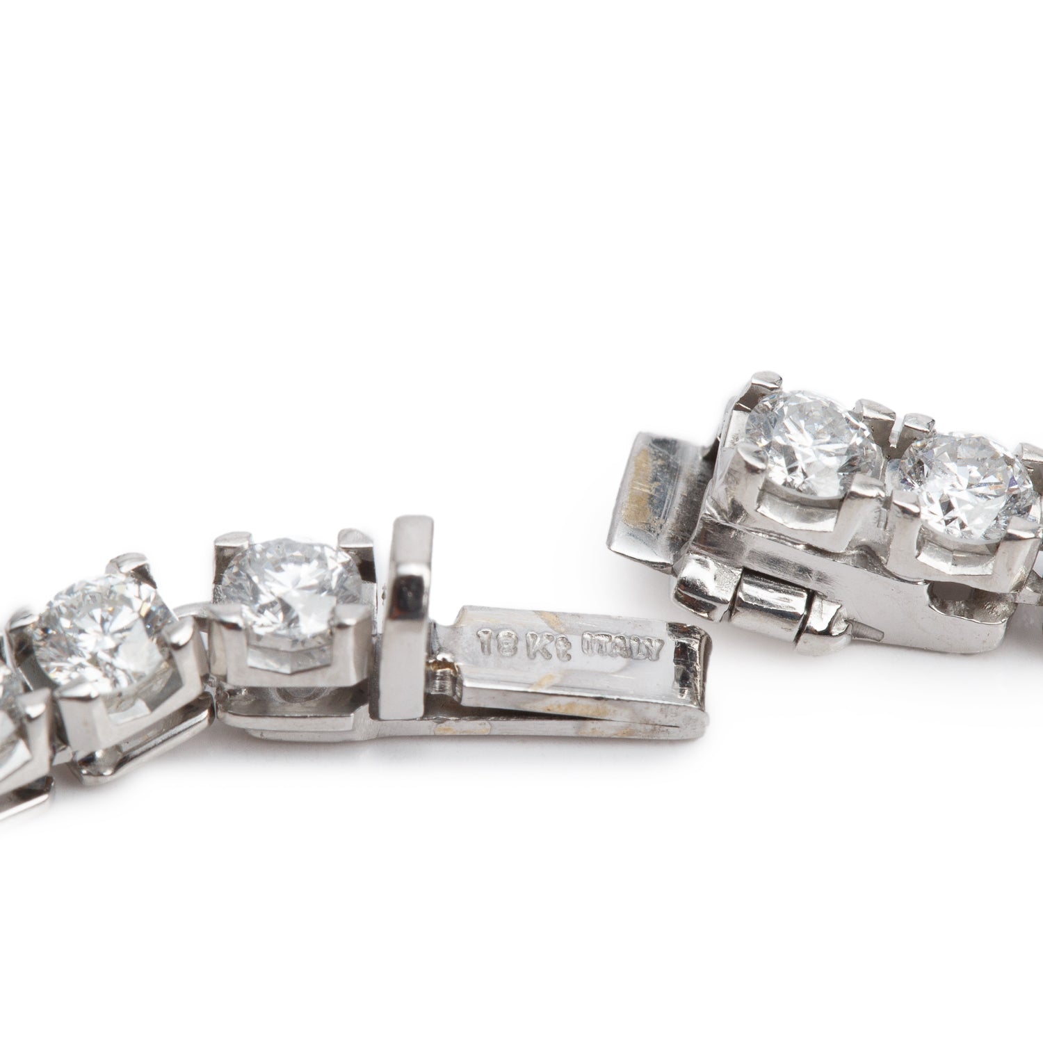 18k White Gold 5.50 tcw. Diamond Tennis Bracelet