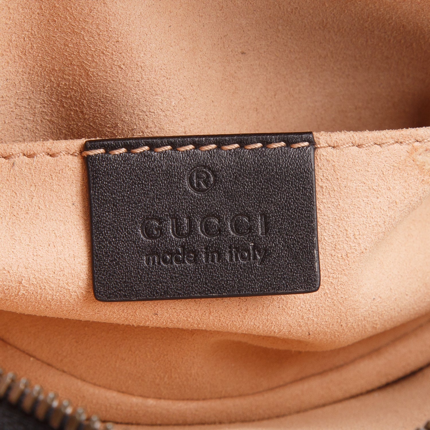 Gucci Black GG Marmont Matelasse Leather Belt Bag, Size 95 38