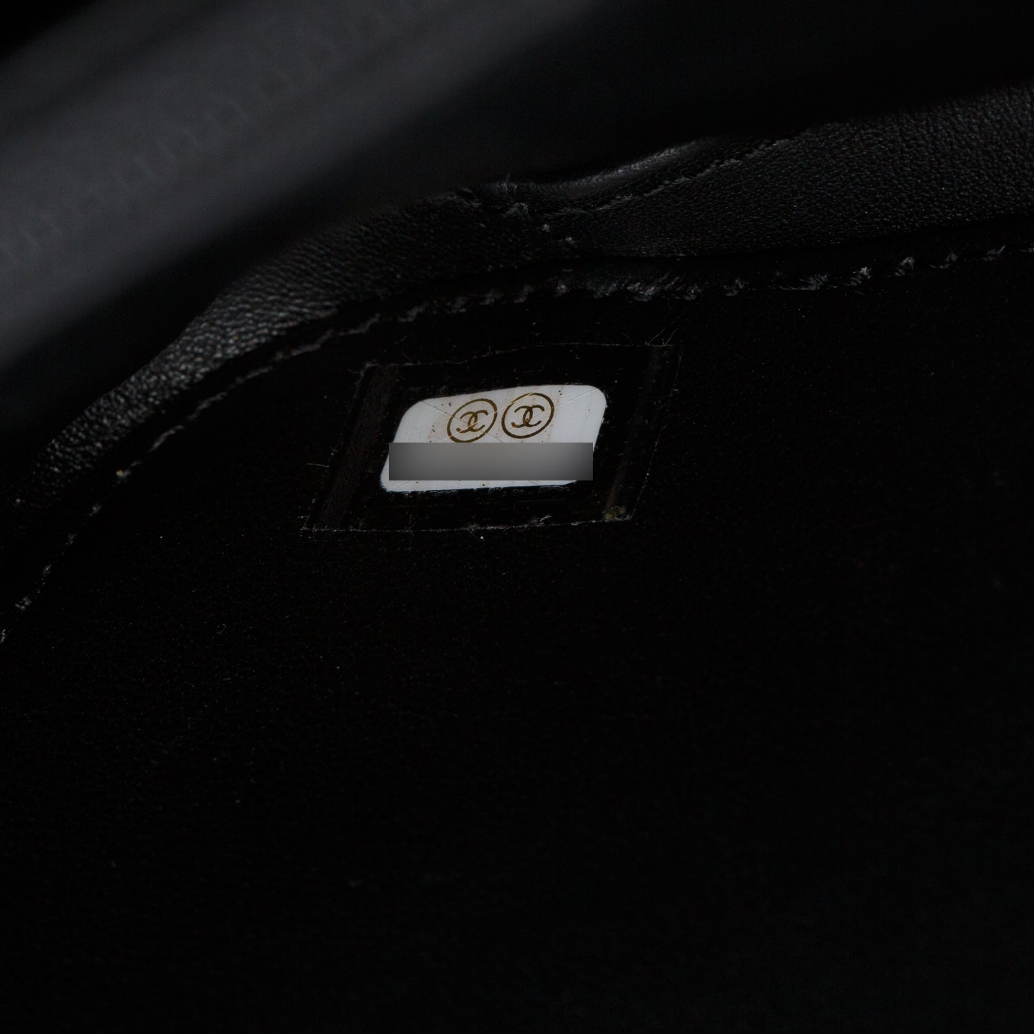 Chanel Black Caviar Quilted Leather CC Filigree Medium Vanity Case w/ Authenticity Card