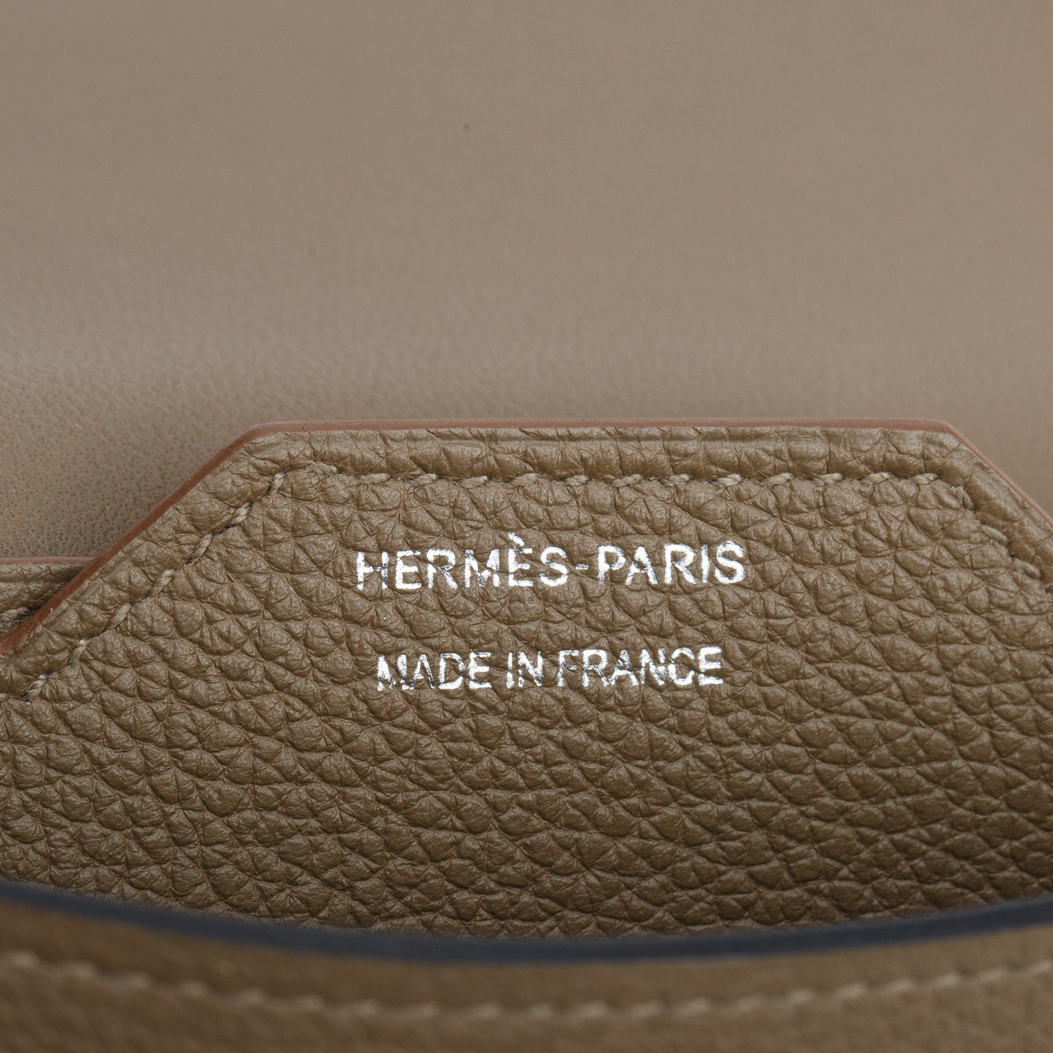 Hermes Etoupe Veau Evercolor Compact Wallet w/ Box, Pouch & Receipt