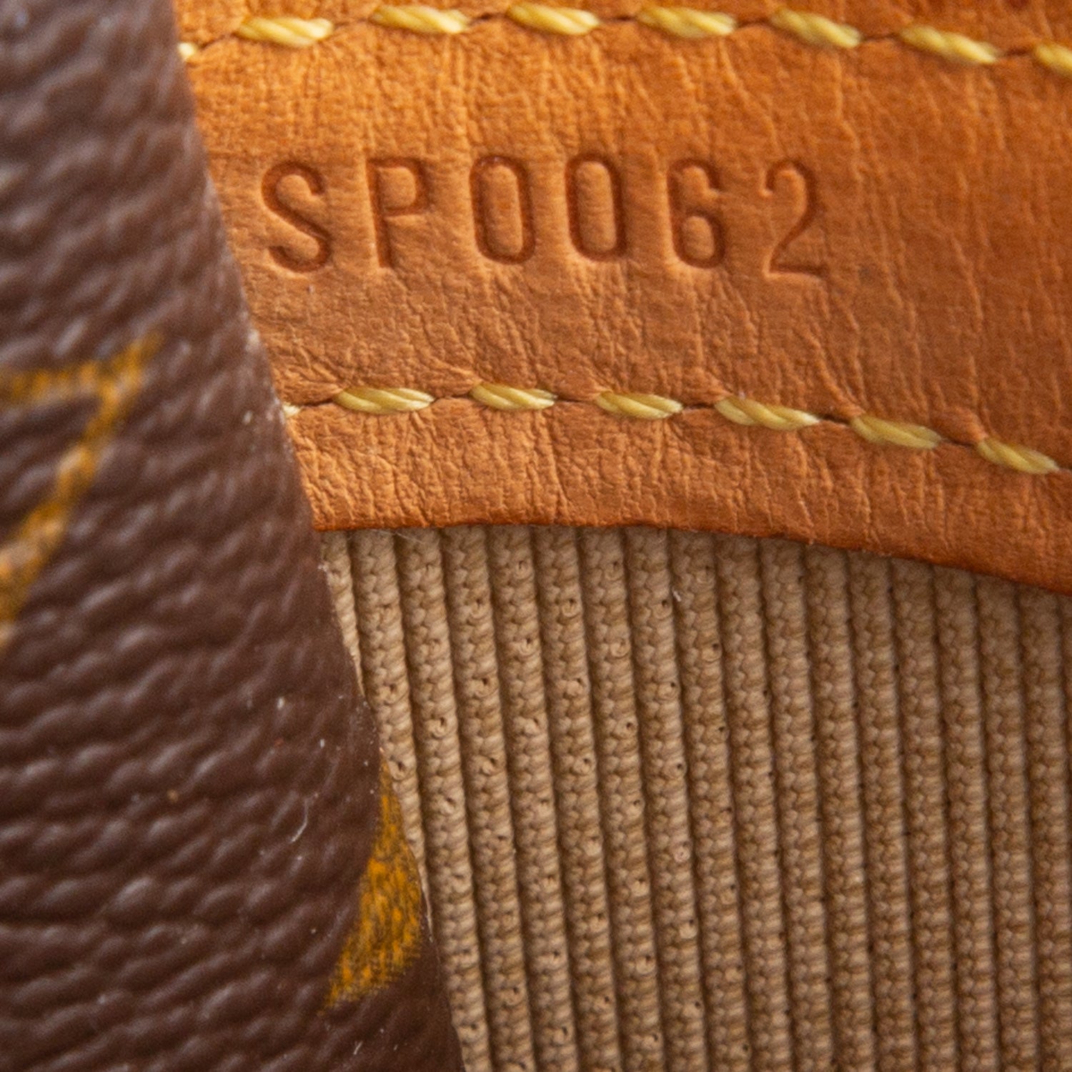 Louis Vuitton Monogram Reporter PM