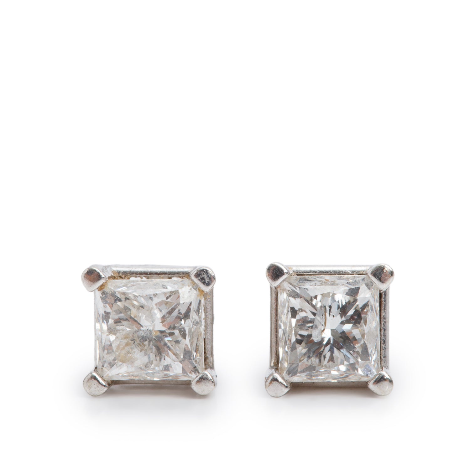 14k White Gold 1.04 tcw. Princess Cut Diamond Stud Earrings