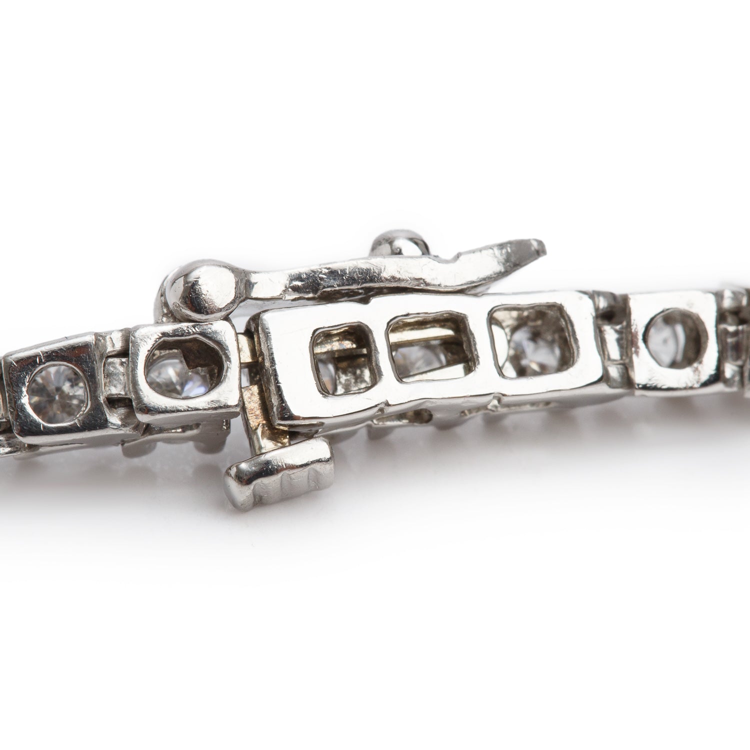 Platinum 2.65 tcw. Diamond Tennis Bracelet