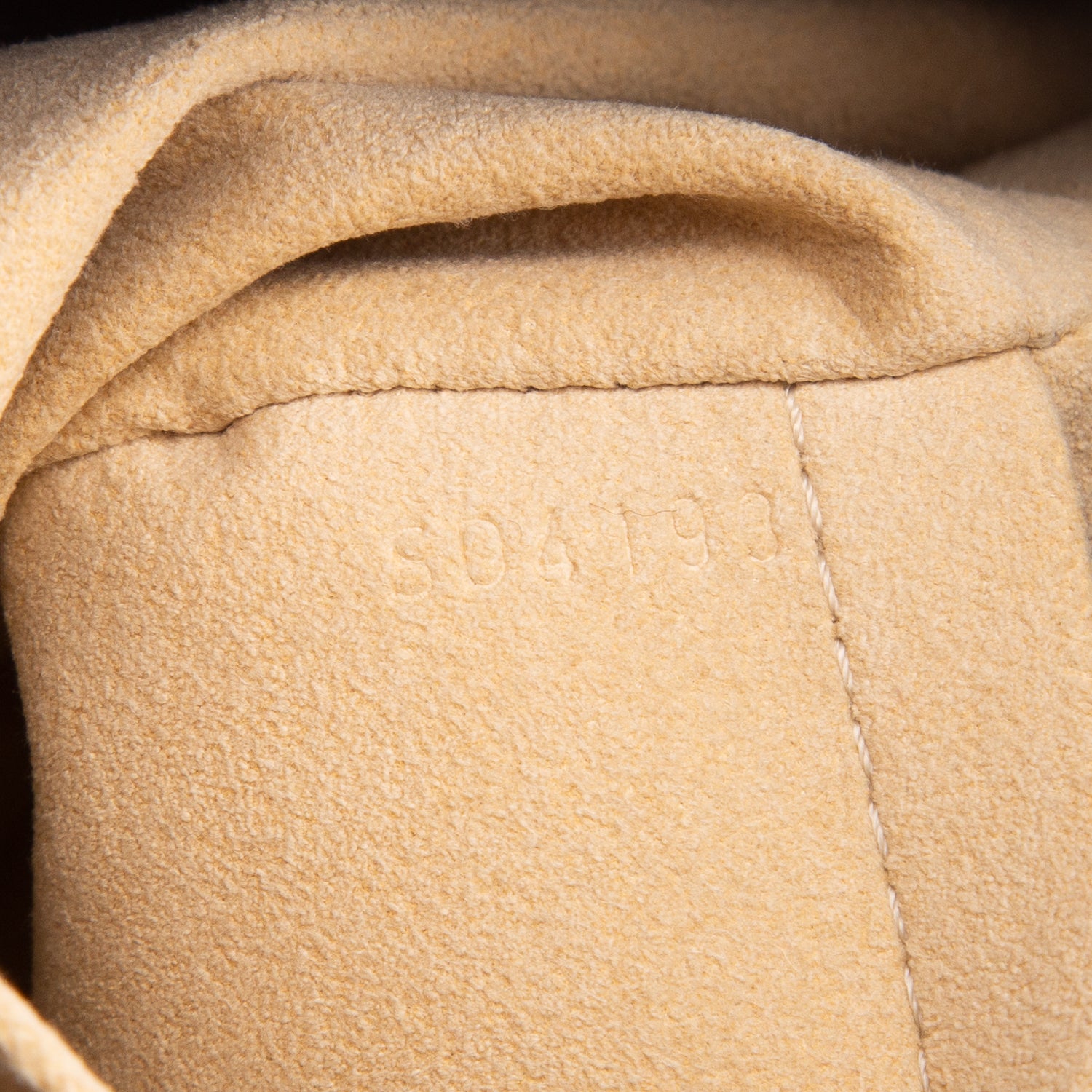 Louis Vuitton Monogram Artsy MM