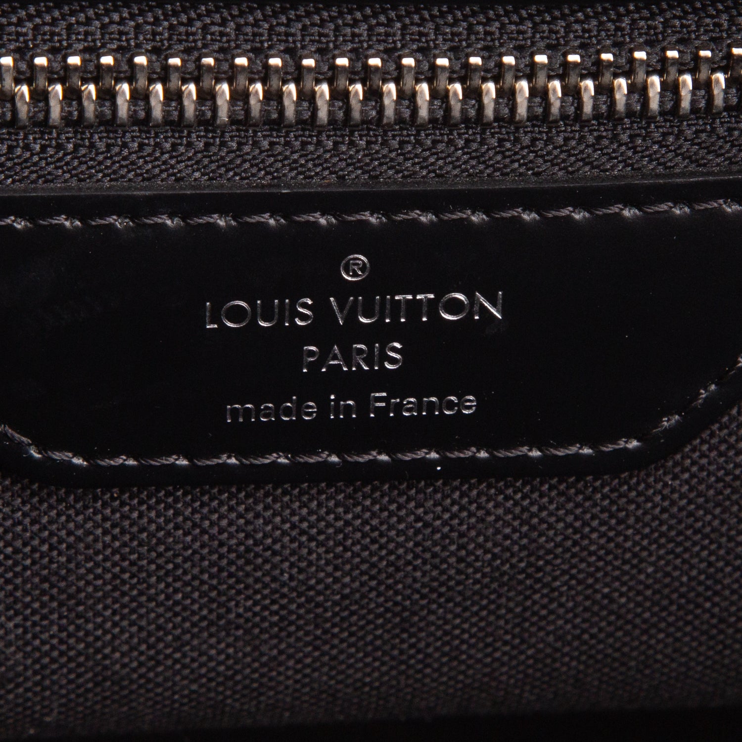 Louis Vuitton Damier Graphite Neo Kendall w/ Strap