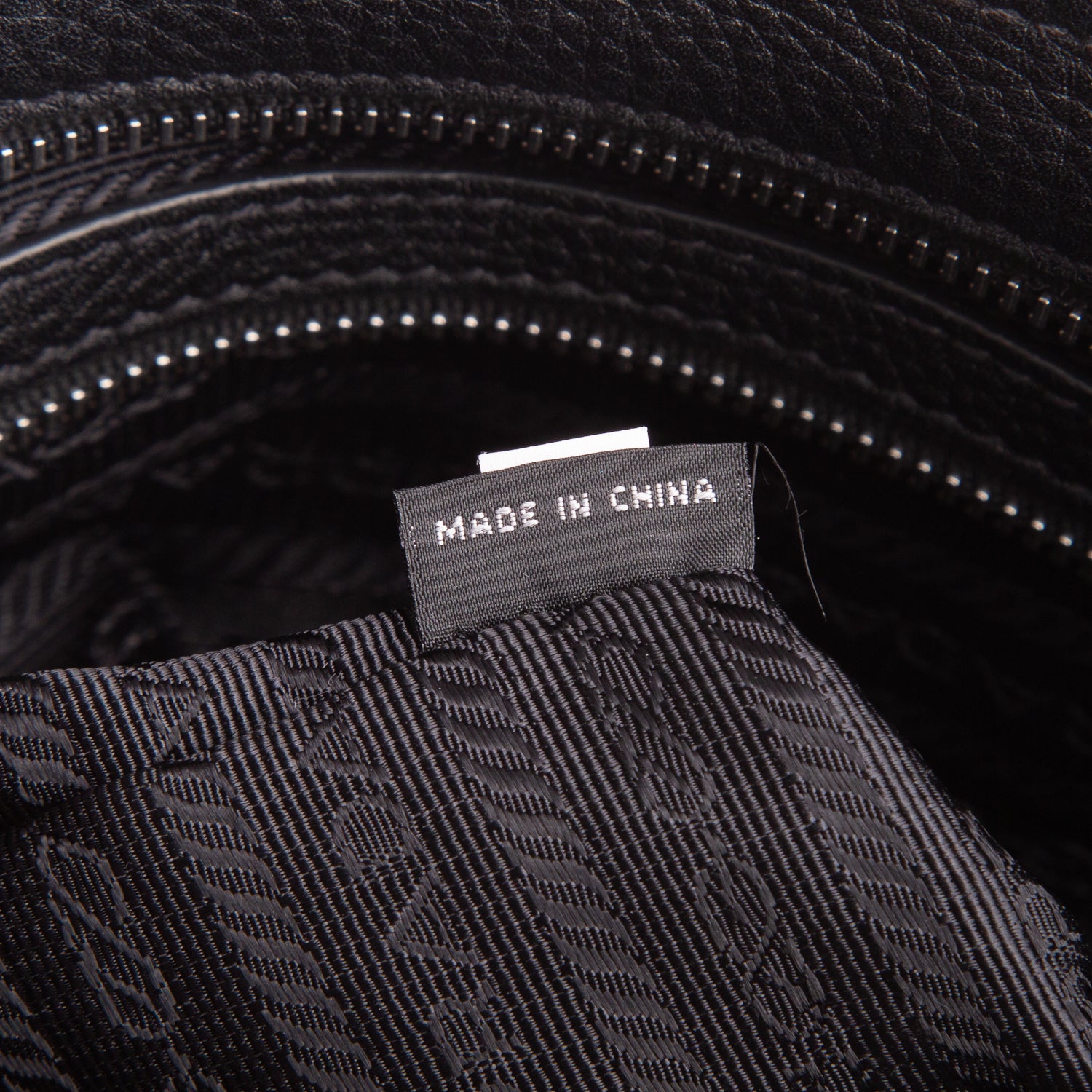 Prada Black Vitello City Messenger Bag w/ Authenticity Card
