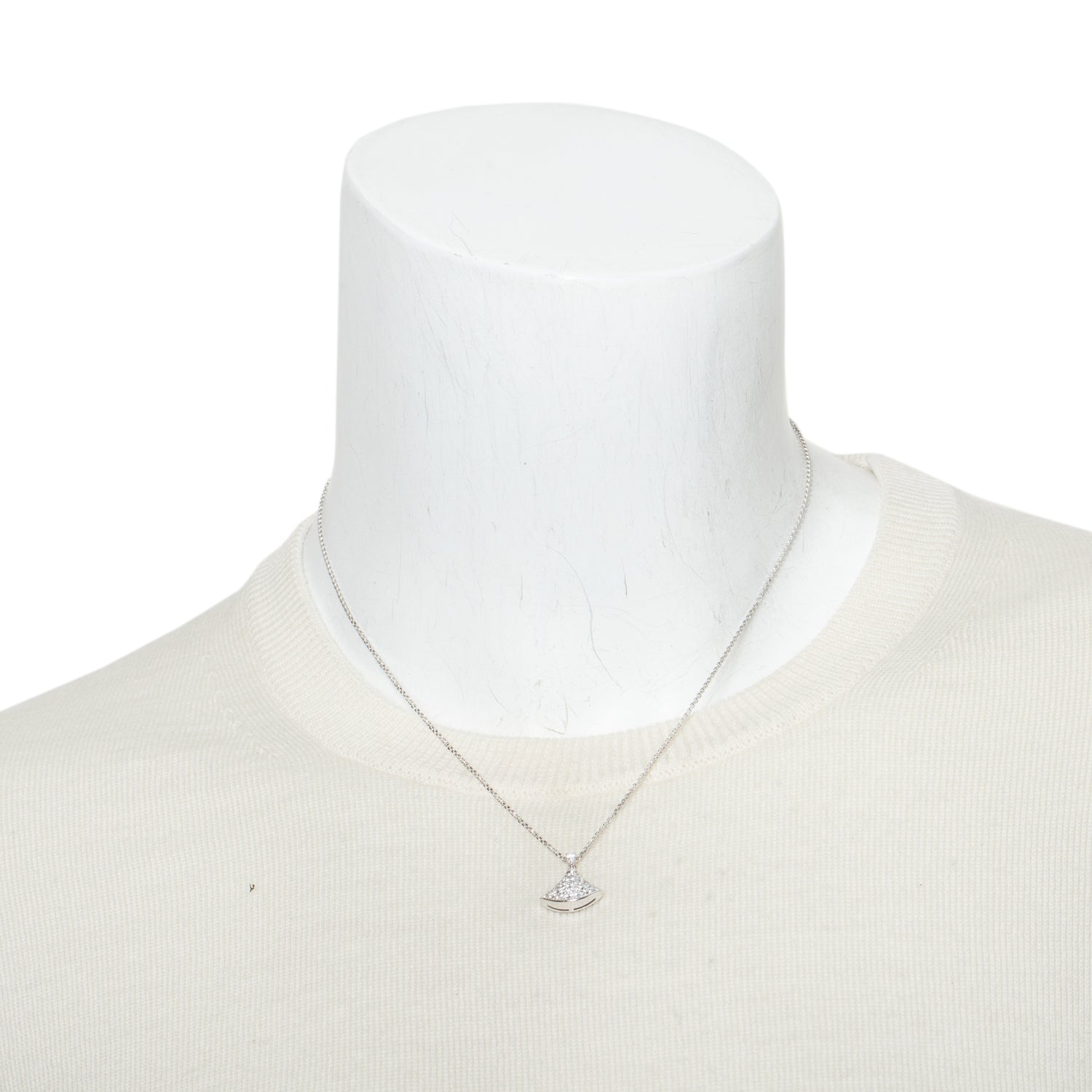 BVLGARI 18k White Gold Pave Diamond Divas' Dream Pendant Necklace w/ Pouch & Receipt
