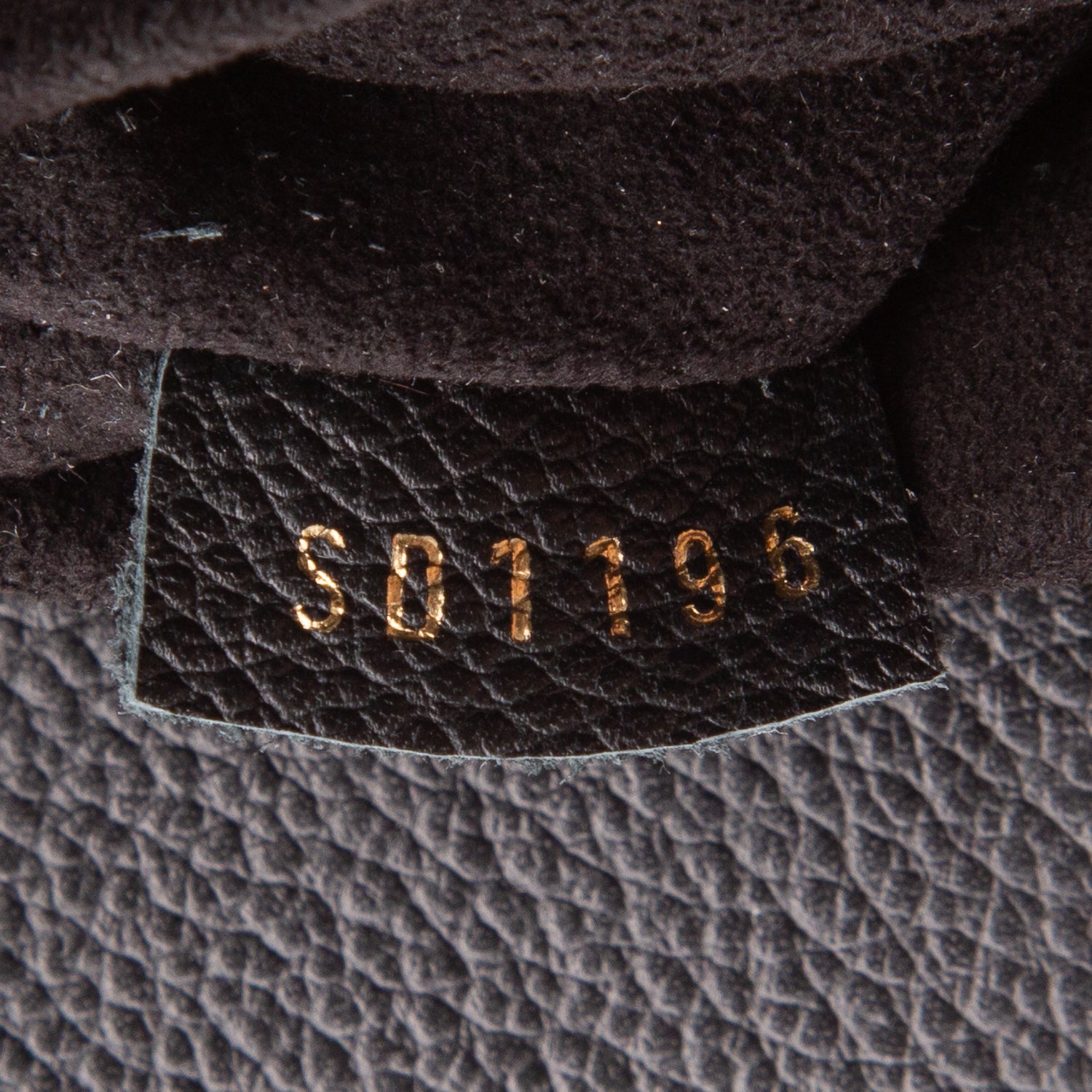 Louis Vuitton Monogram Black Venus w/ Box & Strap