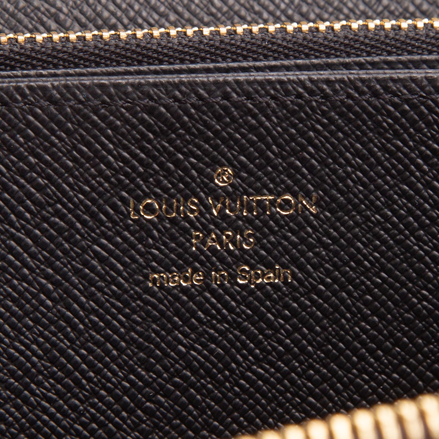 Louis Vuitton 2020 Monogram Giant Reverse Zippy Wallet w/ Box