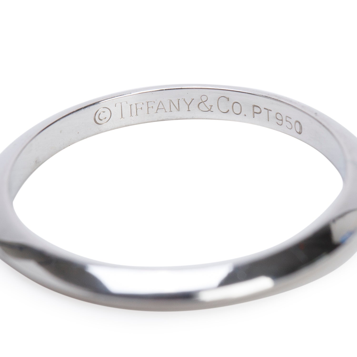 Tiffany & Co. Platinum Knife Edge Wedding Band Ring, Size 5.75