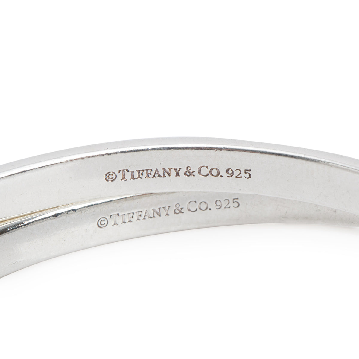 Tiffany & Co. Sterling Silver 1837 Interlocking Circles Bangle