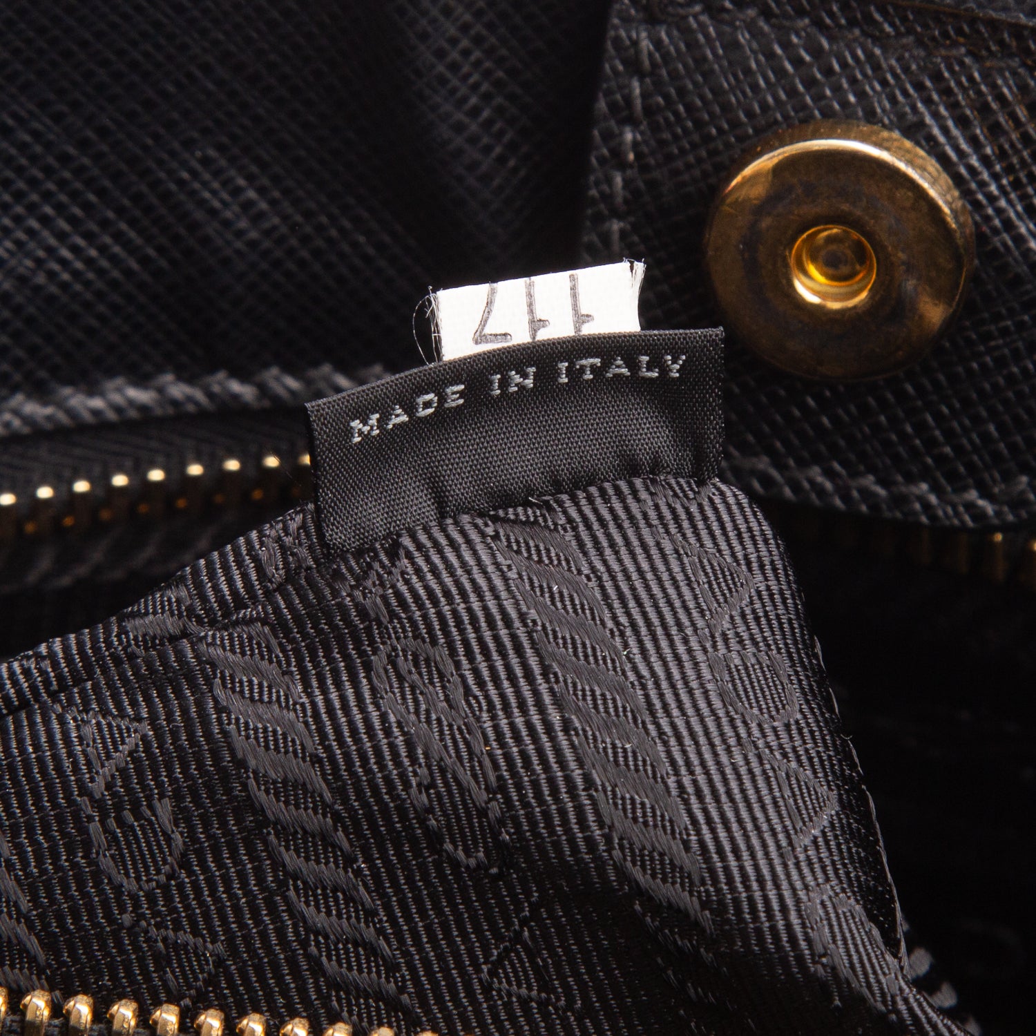 Prada Black Saffiano Lux Large Shopping Tote w/ Authenticity Card