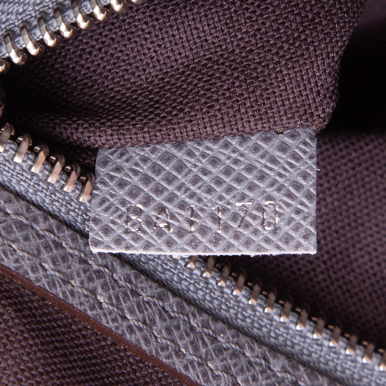 Louis Vuitton Grey Taiga Leather Roman PM Messenger