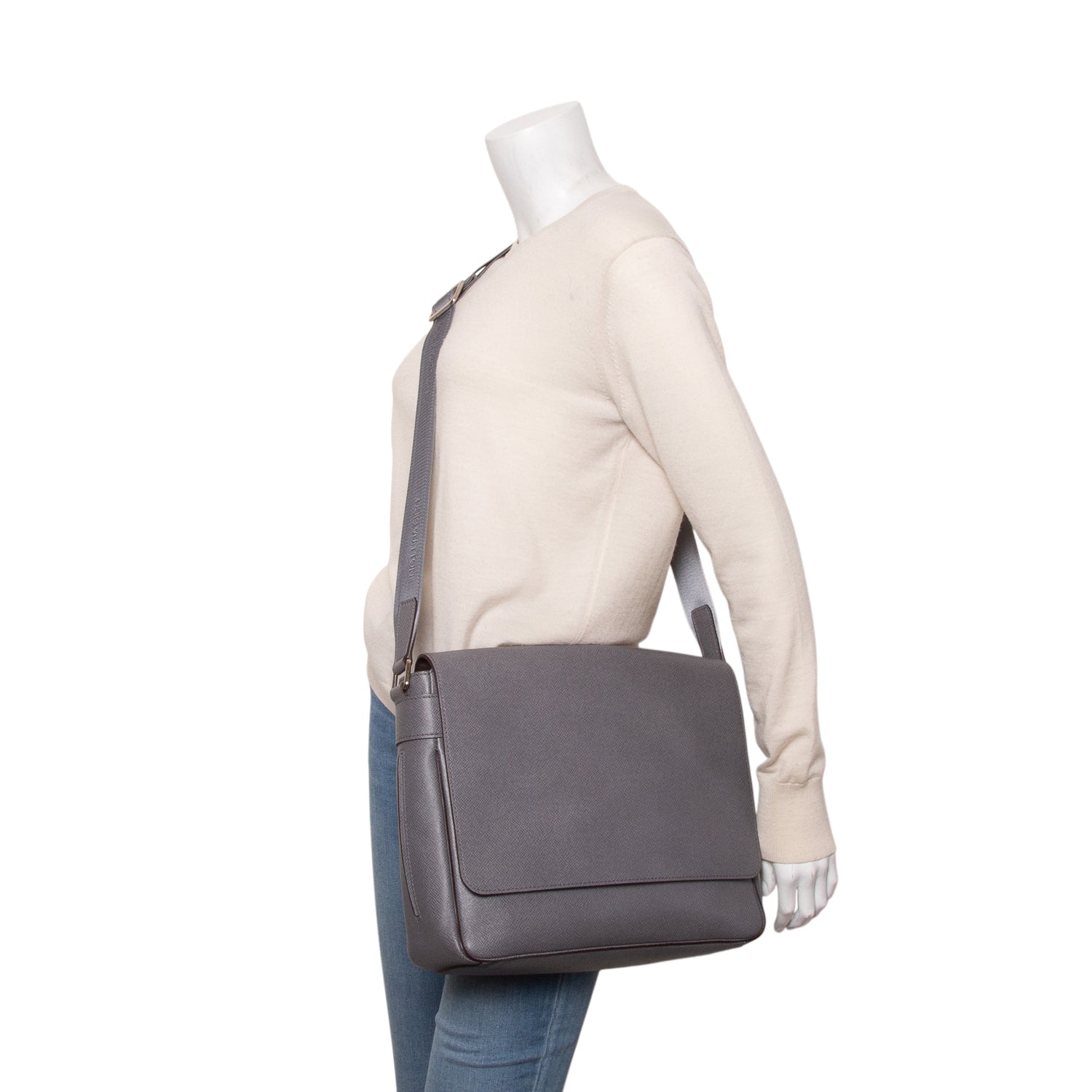 Louis Vuitton Grey Taiga Leather Roman PM Messenger