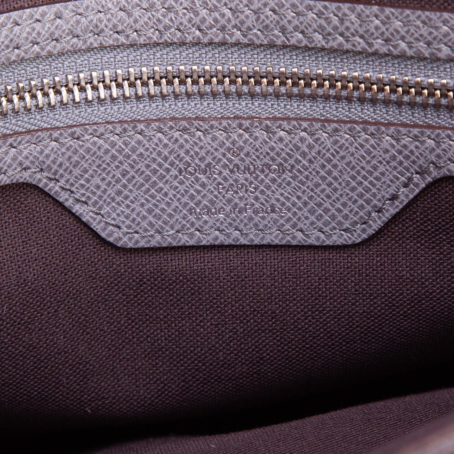 Louis Vuitton Grey Taiga Leather Roman PM Messenger