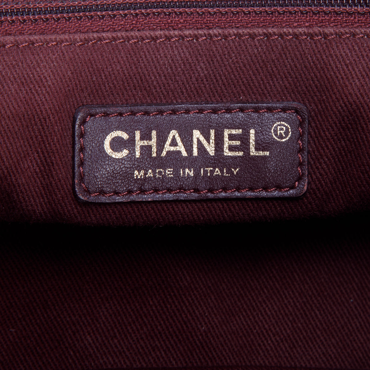 Chanel White Caviar Medium Globe Trotter Flap