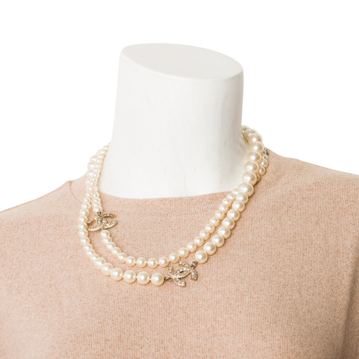 Chanel Faux Pearl CC Station Long Necklace w/ Box