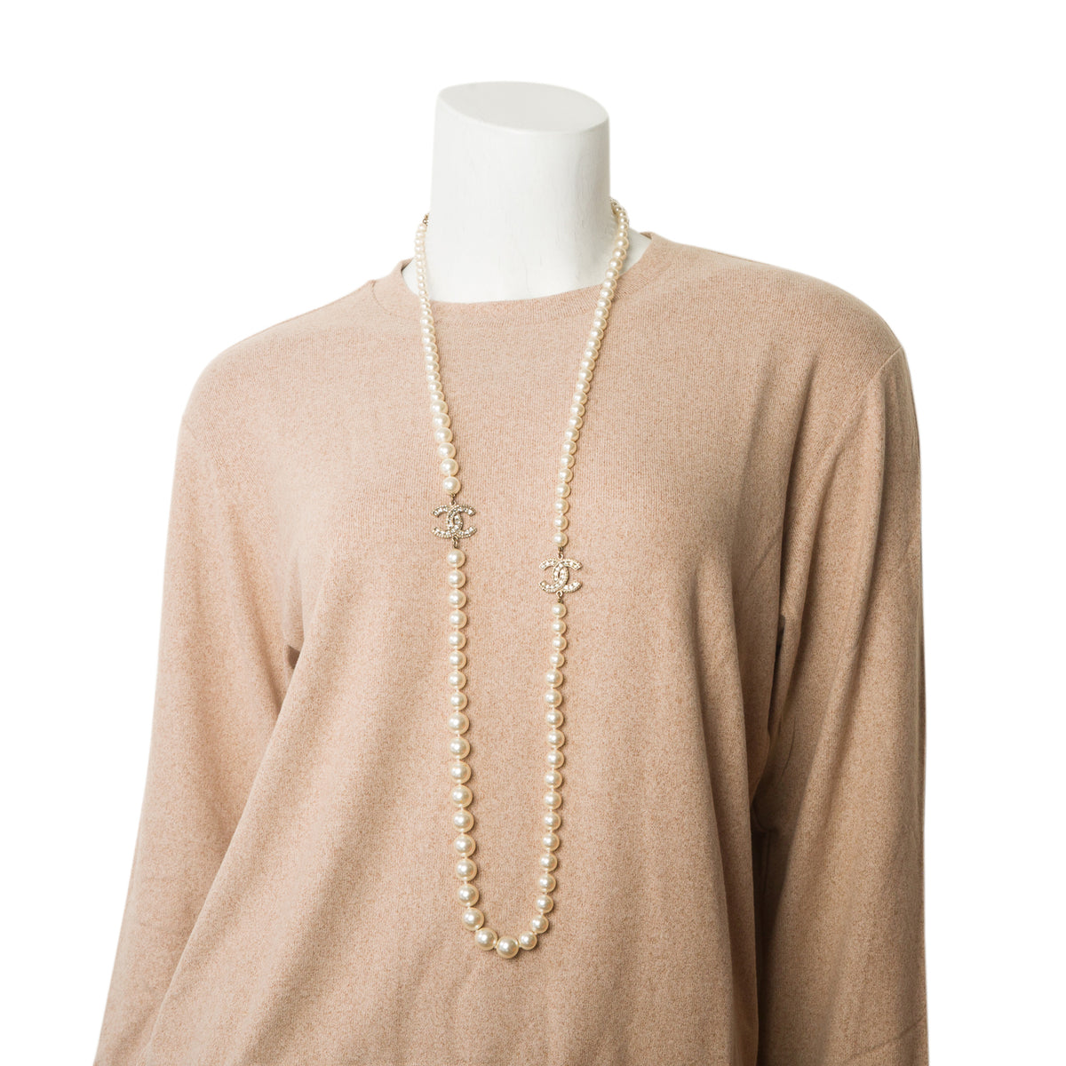 Chanel Faux Pearl CC Station Long Necklace w/ Box