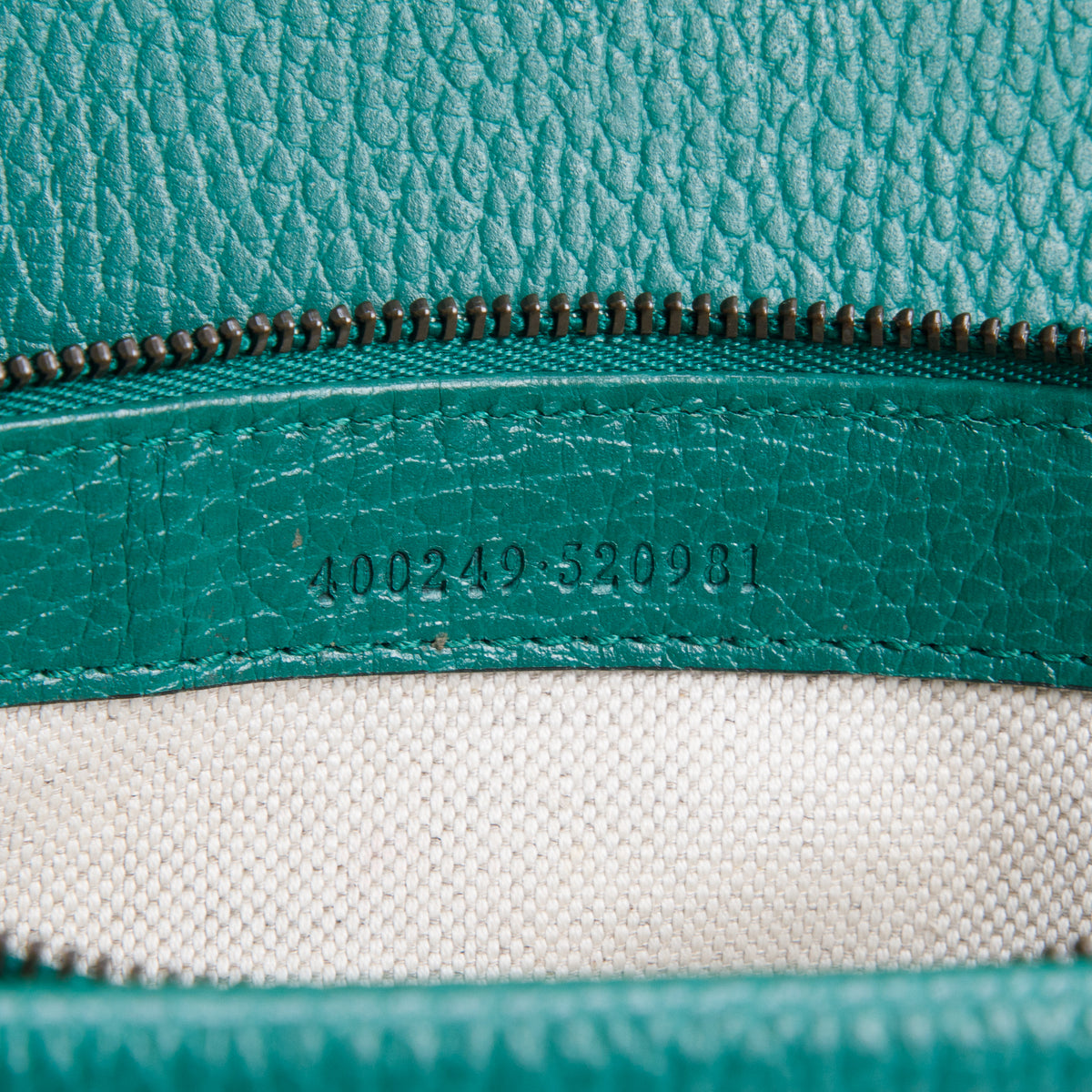 Gucci Green Pebbled Calfskin Small Dionysus Shoulder Bag w/ Box