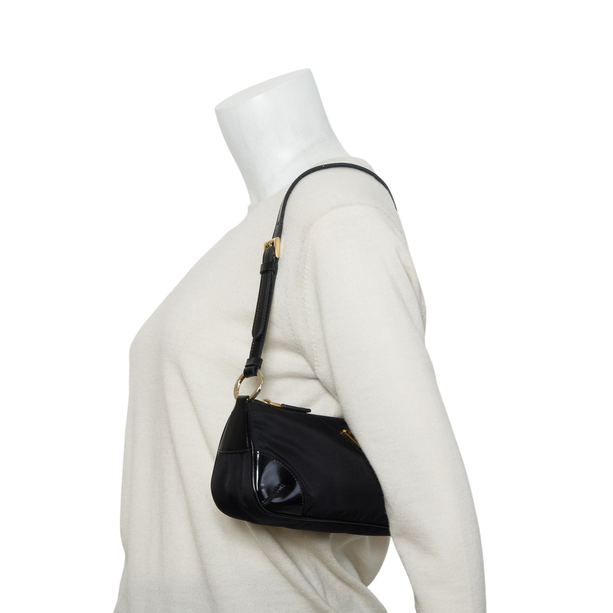Prada Black Re-Nylon Spazzolato Re-Edition 2002 Shoulder Bag