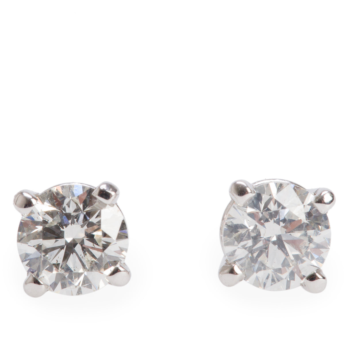 14k White Gold 1.02 tcw. Round Cut Diamond Stud Earrings