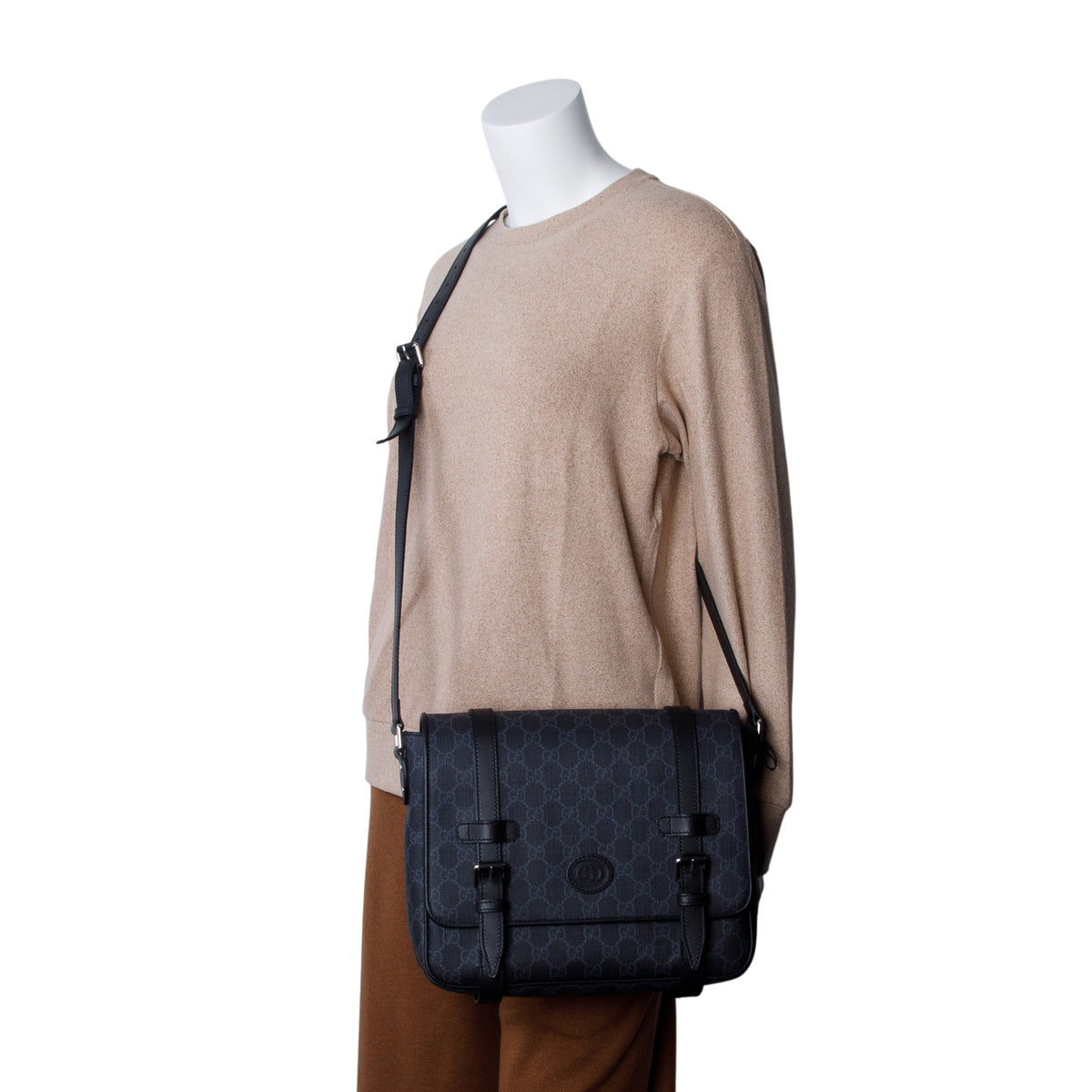 Gucci Black GG Supreme Messenger Bag w/ Box