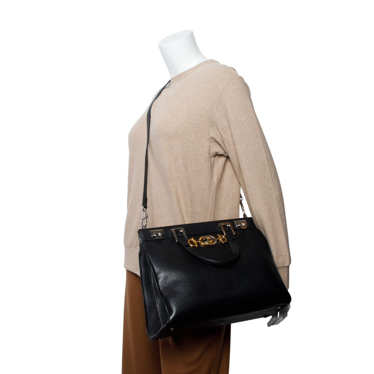 Gucci Black Grainy Calfskin Medium Zumi Top Handle w/ Strap