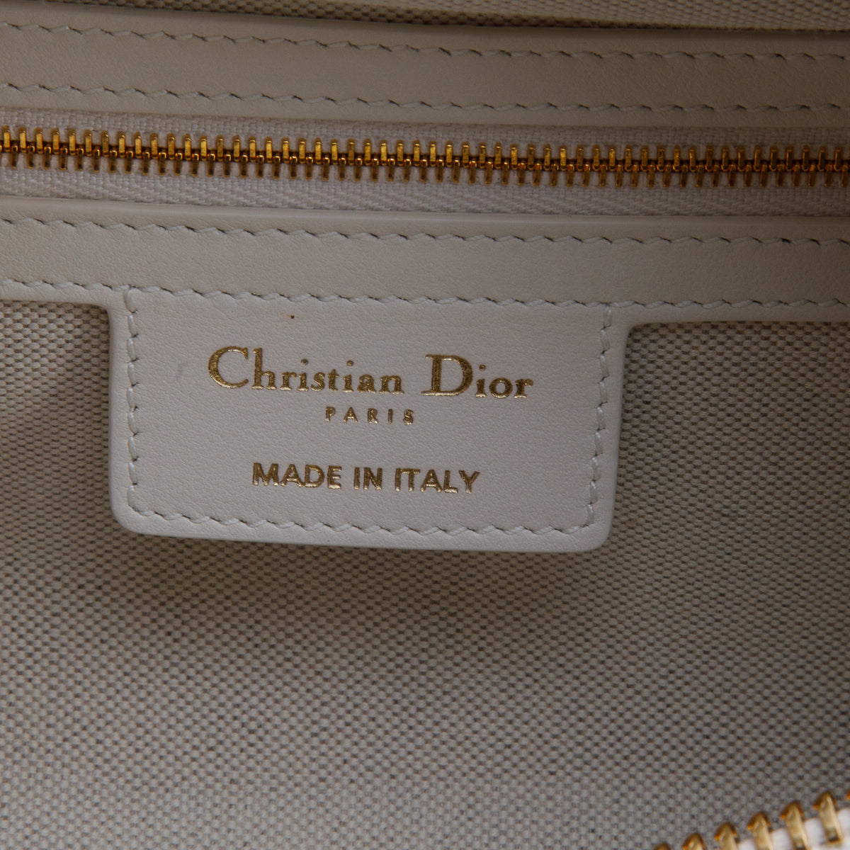 Christian Dior 2025 White Crinkled Calfskin Macrocannage Medium D-Journey Bag w/ Receipt & Authenticity Card