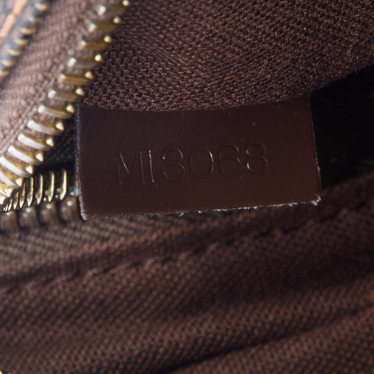 Louis Vuitton Damier Ebene Olav PM