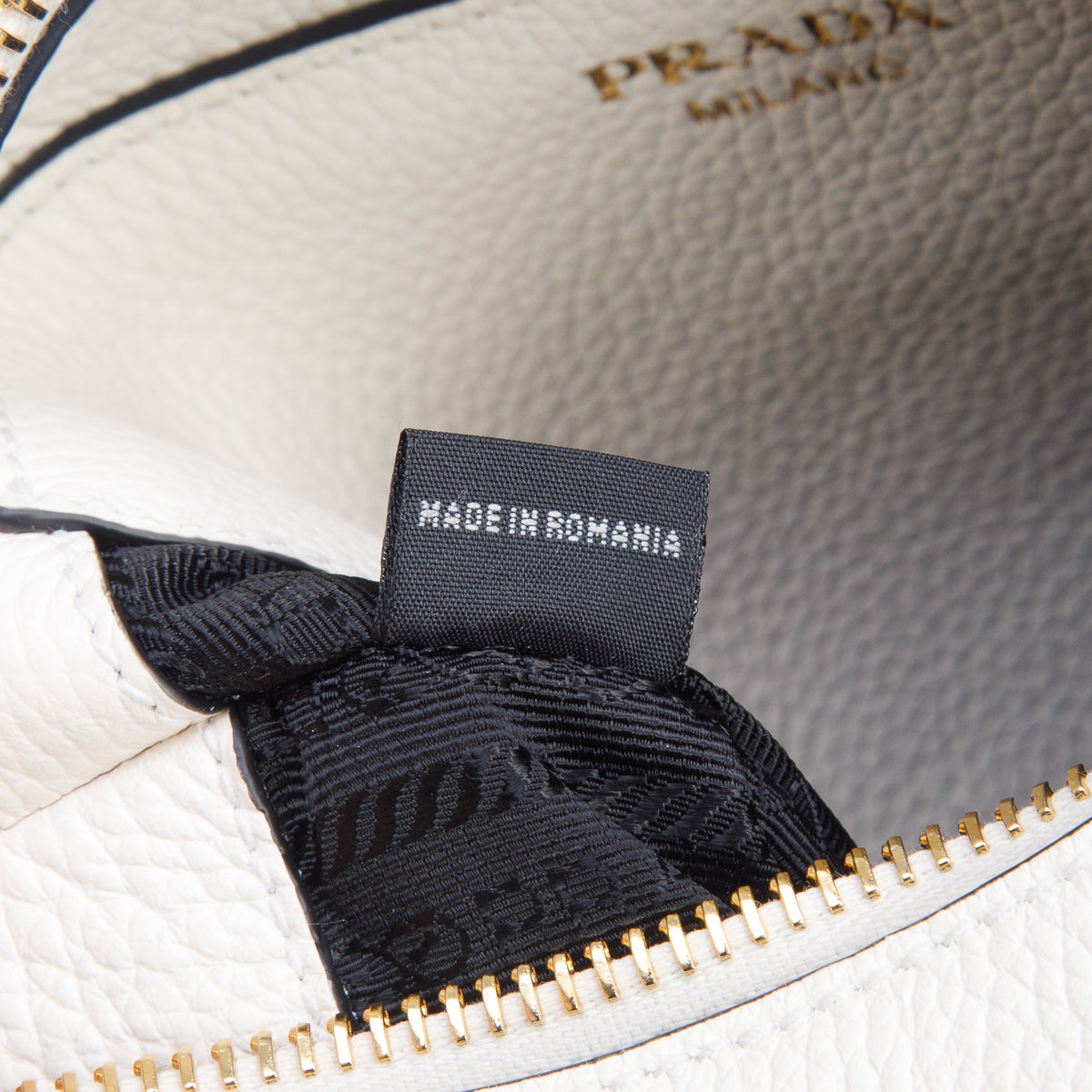 Prada White Vitello Daino Zippered Messenger Hobo