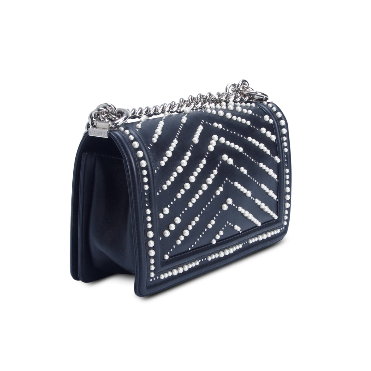 Chanel Black Calfskin Leather Medium Chevron Pearl Boy Bag
