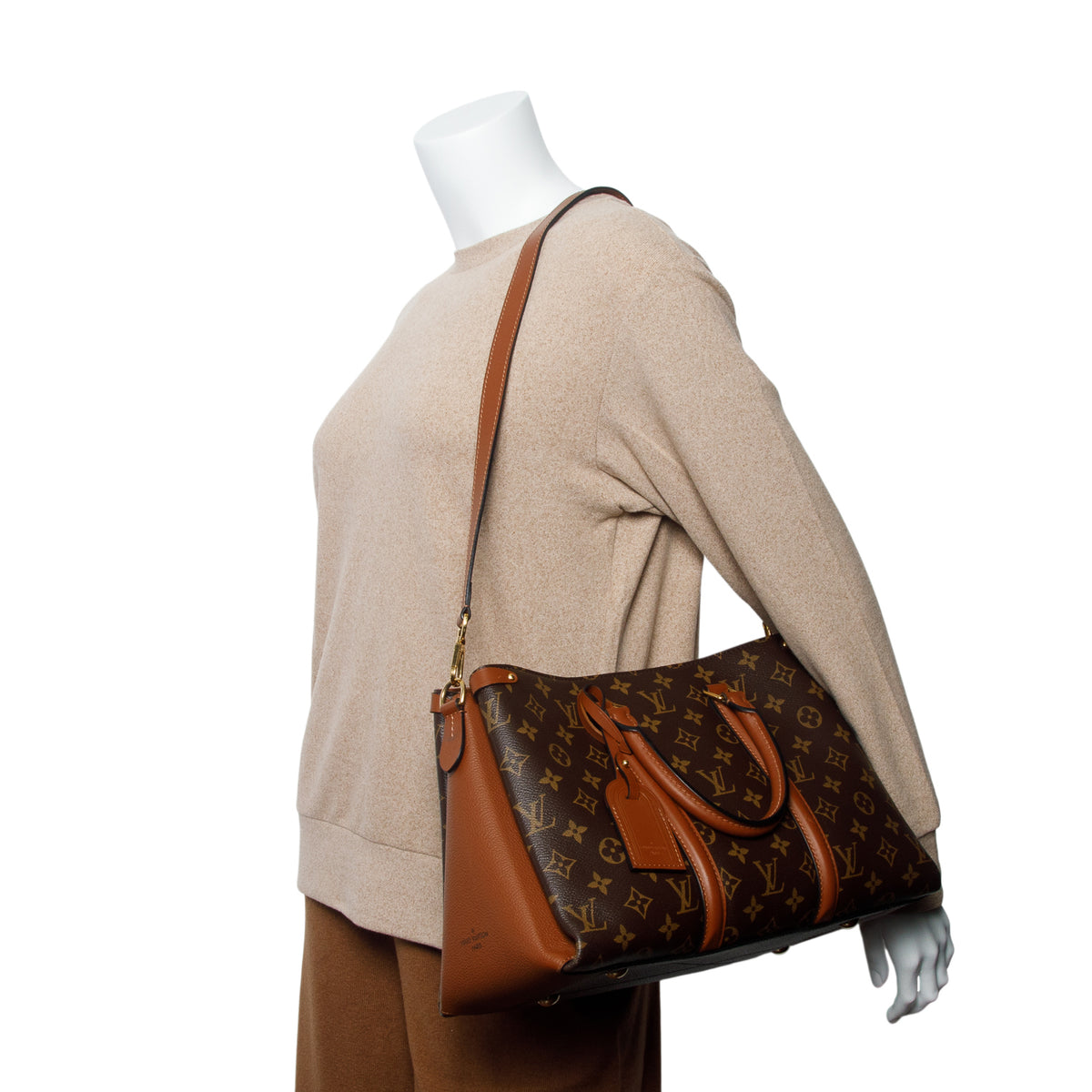 Louis Vuitton 2020 Monogram Soufflot MM w/ Strap