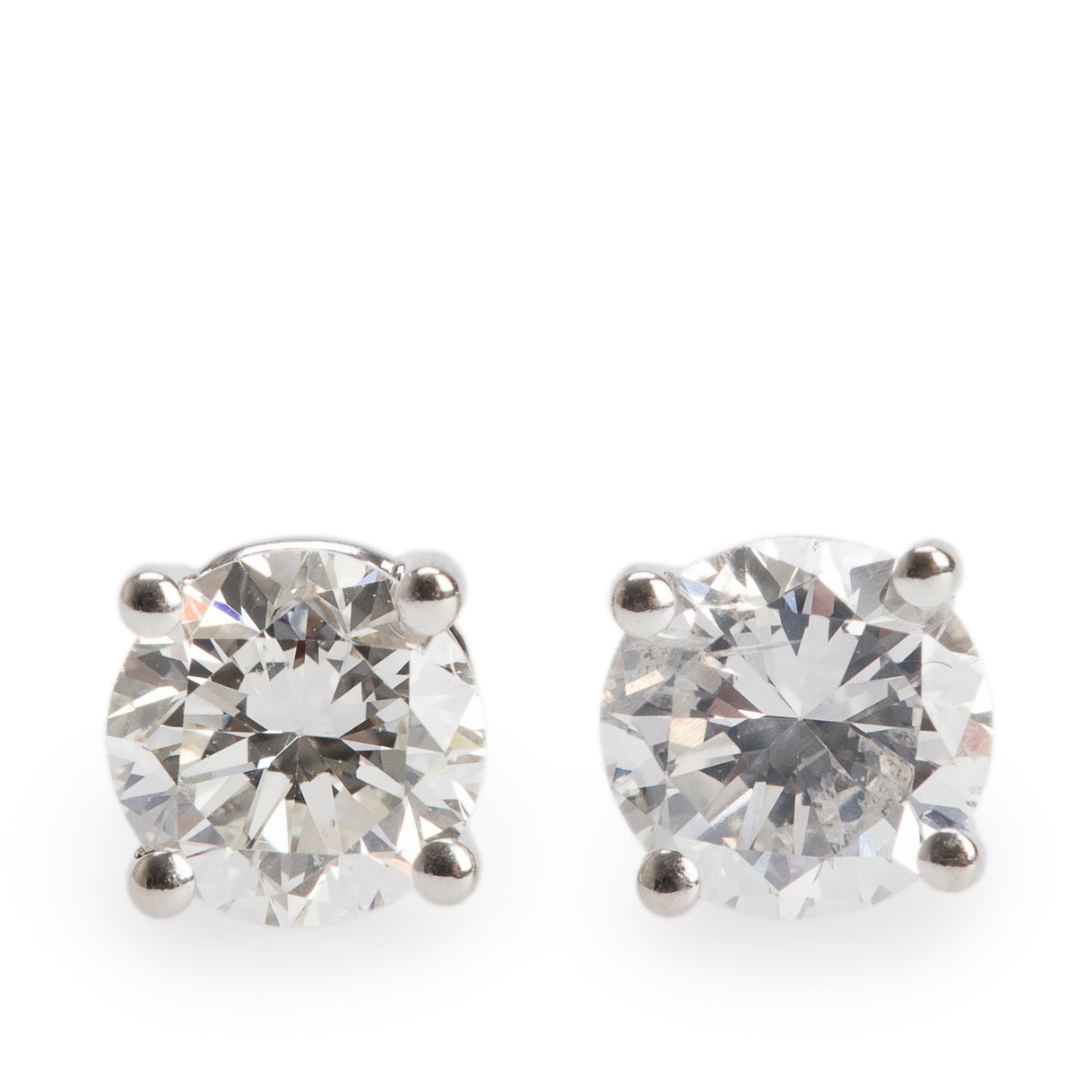 14k White Gold 1.17 tcw. Round Cut Diamond Stud Earrings