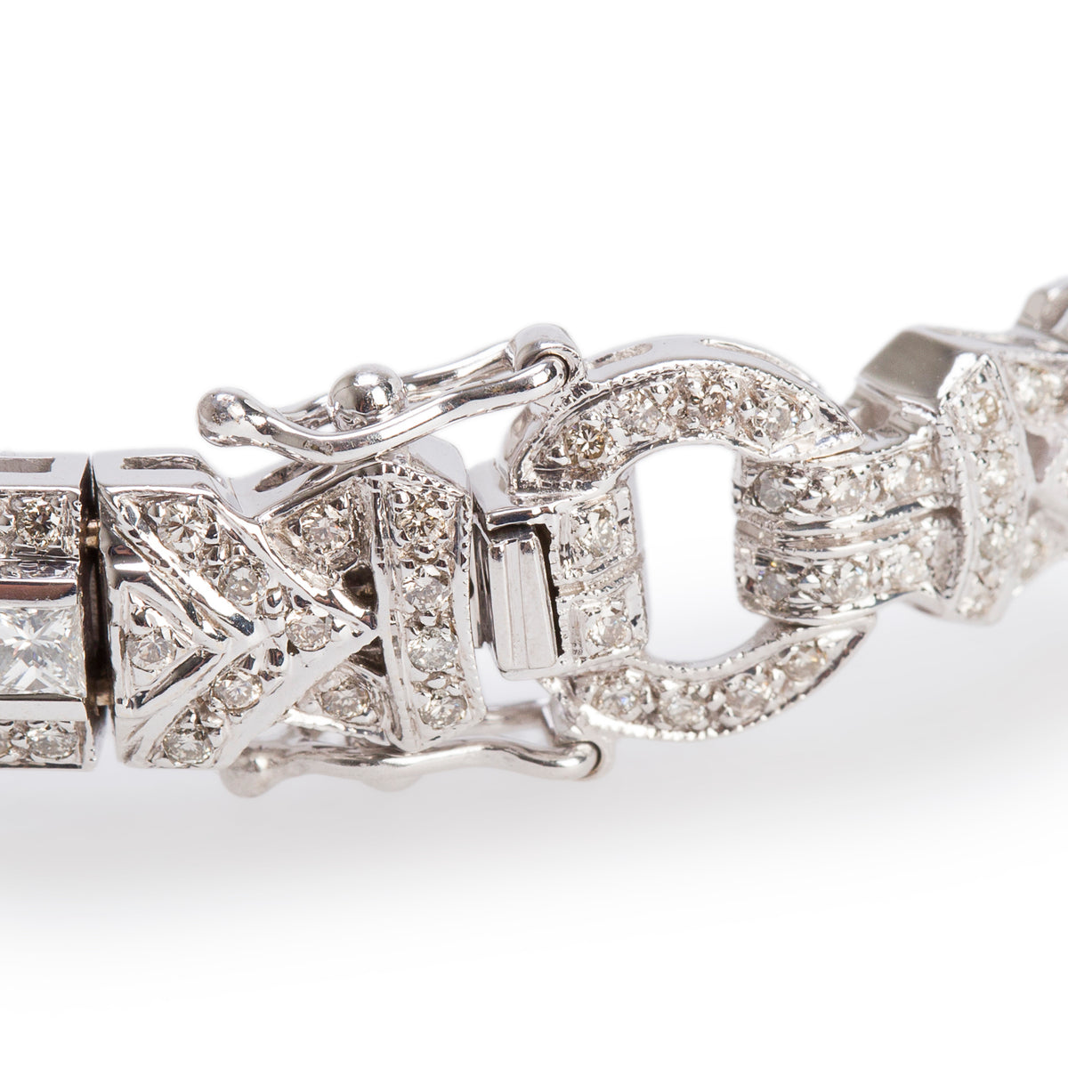 18k White Gold 4.85 tcw. Diamond Bracelet