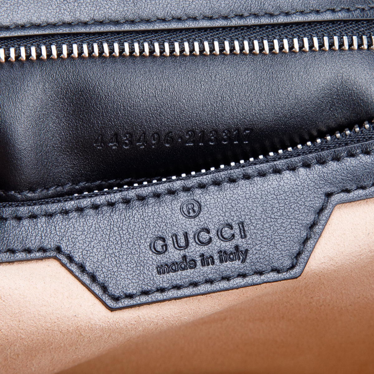 Gucci Black GG Marmont Matelasse Medium Shoulder Bag w/ Box