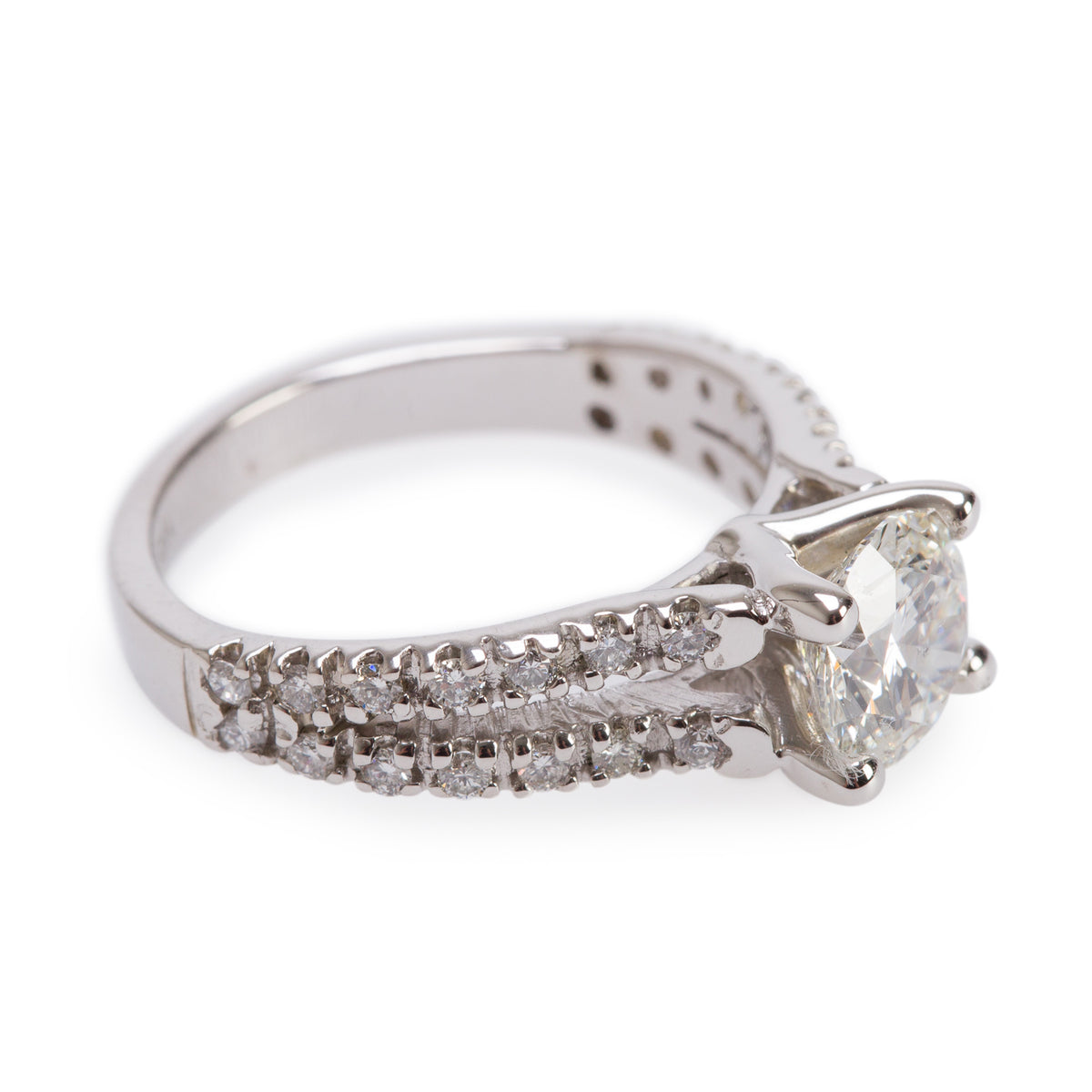 19k White Gold 1.02 ct. Round Cut Diamond Engagement Ring, Size 4.75