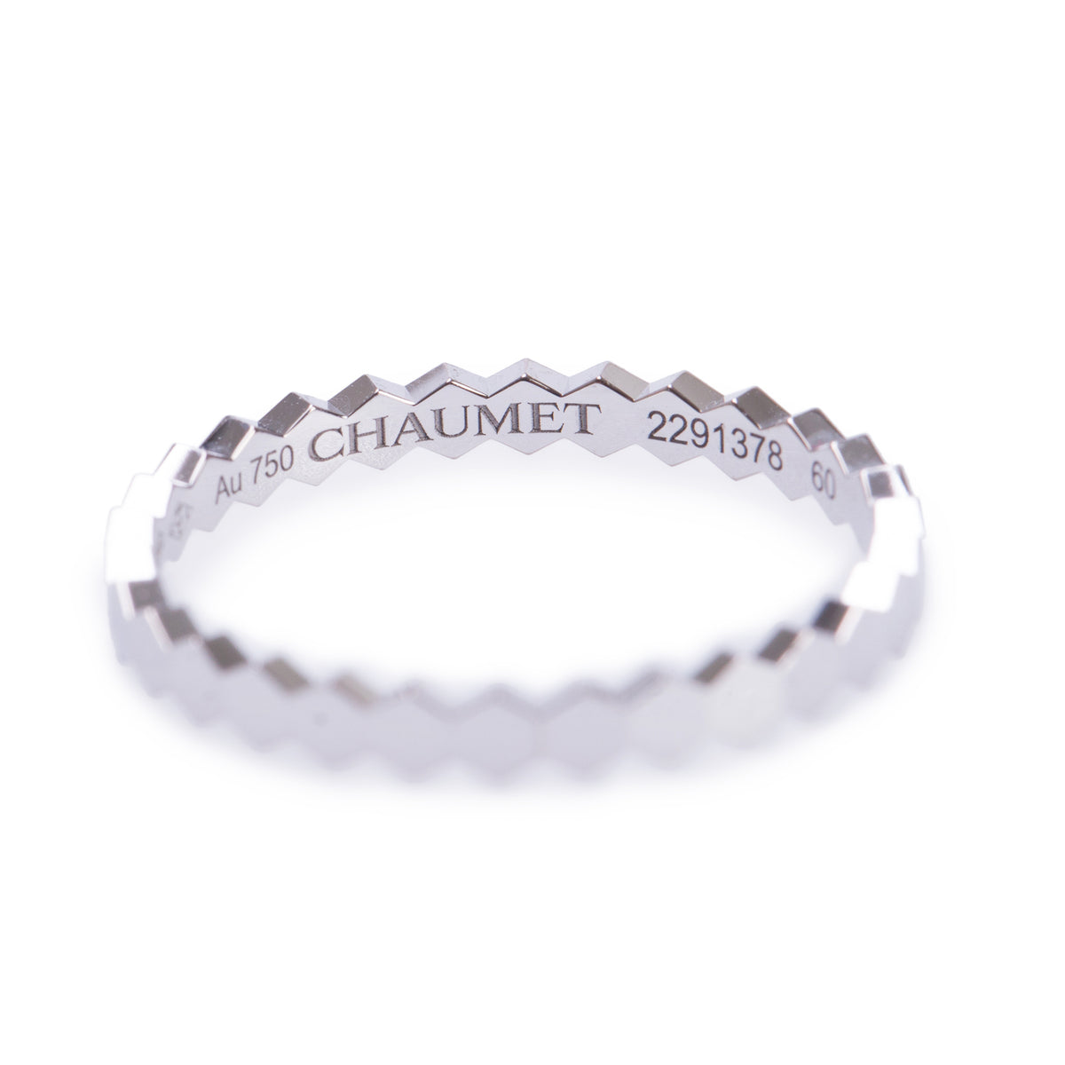 Chaumet 2024 18k White Gold Bee de Chaumet 2.5 MM Band Ring 60 9 w/ Box & Certificate