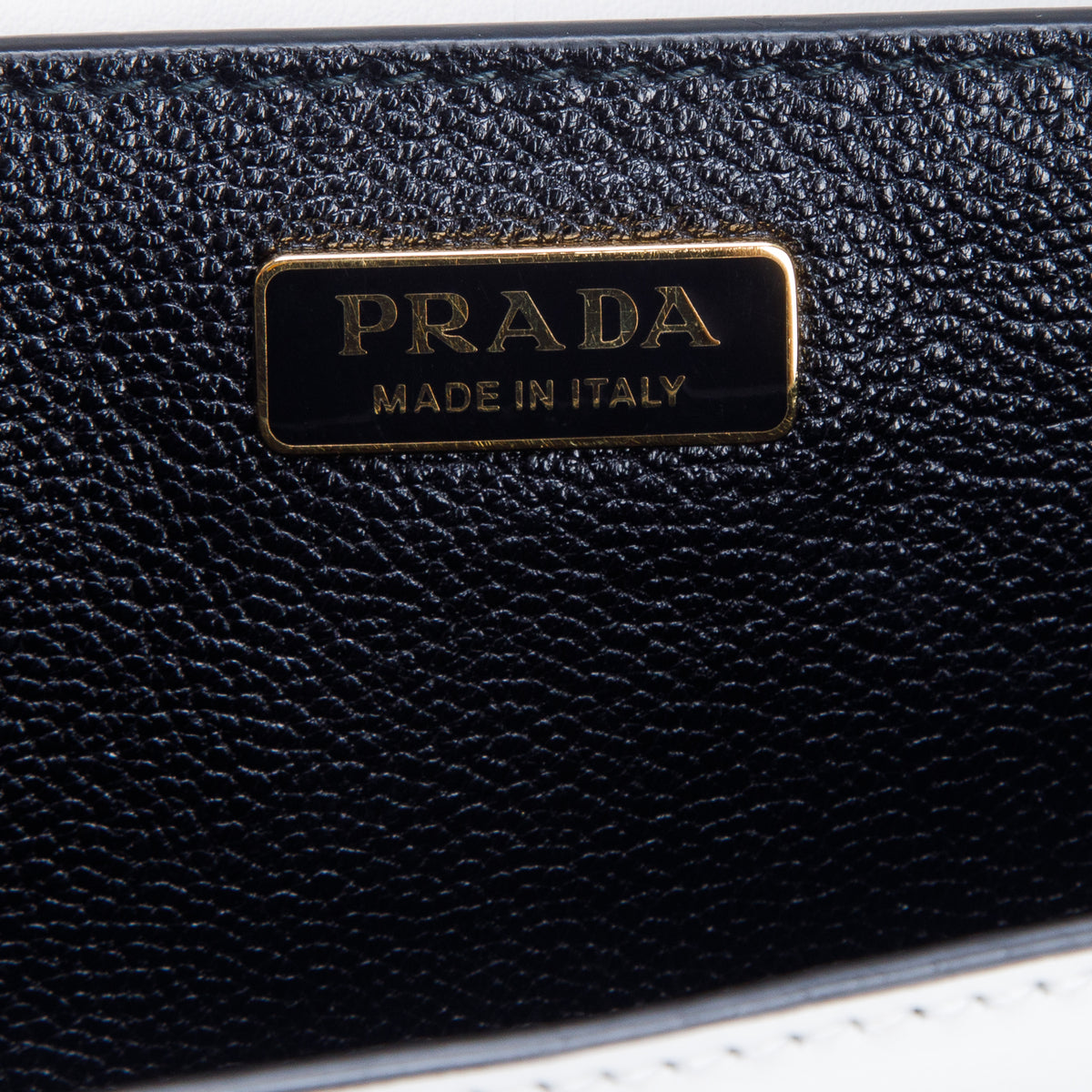 Prada White/Black City Calf Saffiano Cahier Bag w/ Box & Authenticity Card