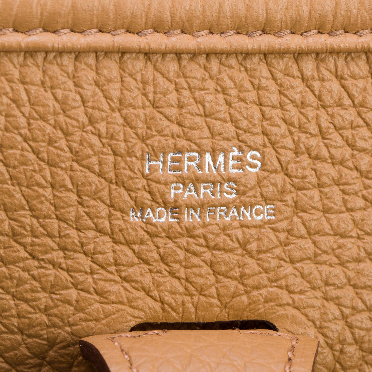 Hermes 2025 Biscuit Taurillon Clemence Amazone Evelyne III 23 w/ Box